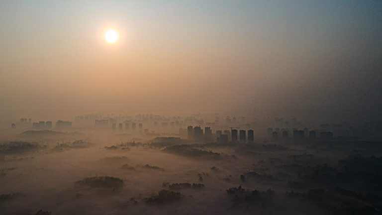 2021.02.12 云雾缭绕荣昌城2