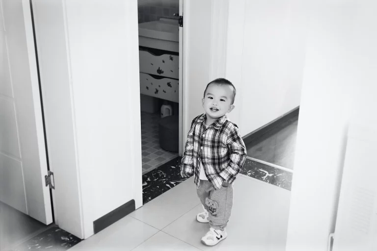 20240413 果果在家-bw