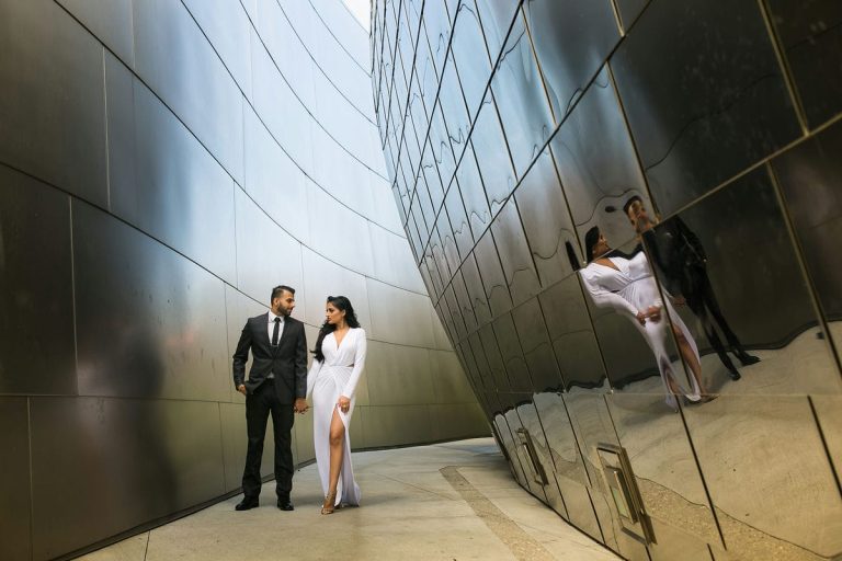 Walt-Disney-Concert-Hall-Downtown-Los_Angeles-Engagement-Photography