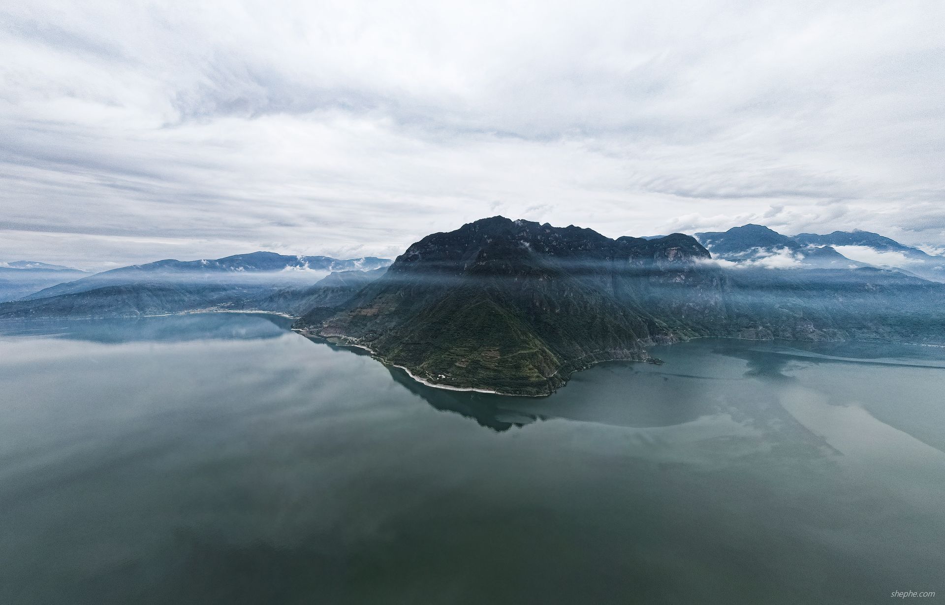 二〇二四·国庆出行记录：西昌建昌古城、邛海泸山景区与汉源湖