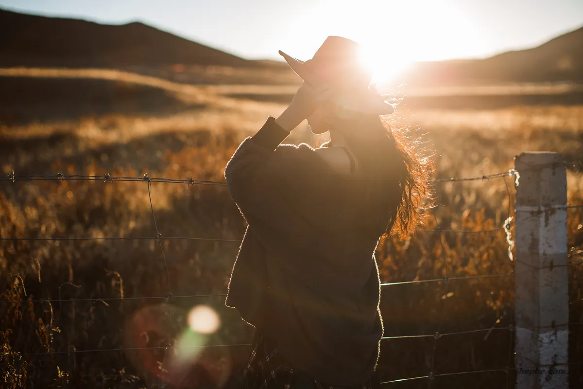 摄影师 Luna  花间摄影学院调色预设（LR / PS）