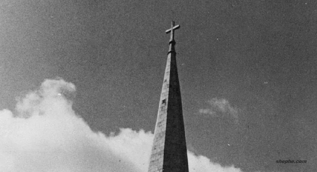 巧用构图指出画面重点(转自《摄影构图学》)