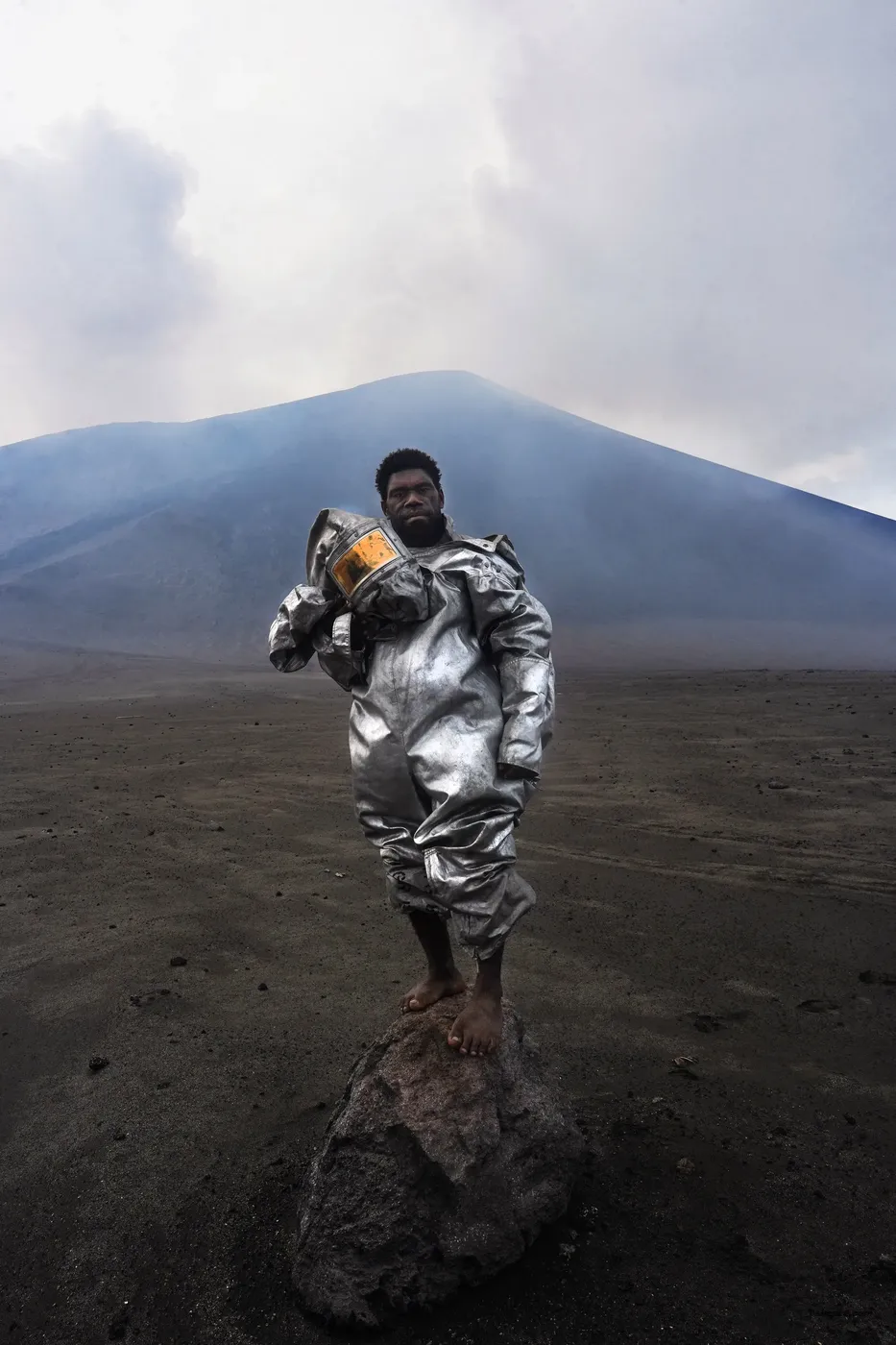 The Barefoot Volcanologist（赤脚火山学家）